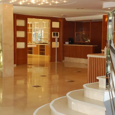 Hotel Robles