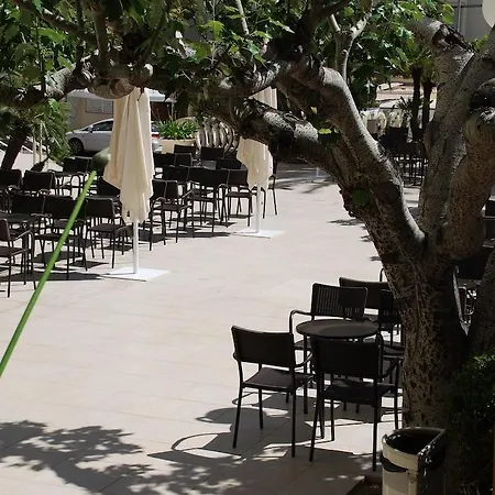 Robles Hotel