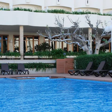 Hotel Robles