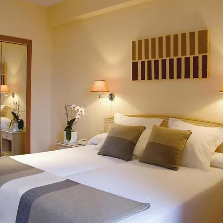Hotel Robles