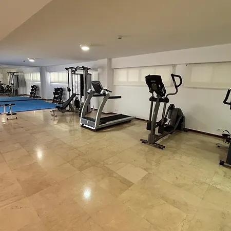 Hotel Robles Gandie