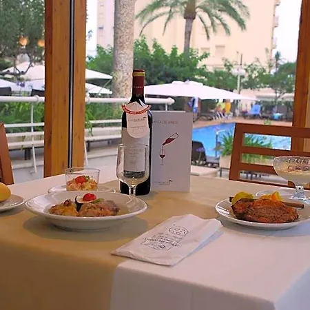 Robles 3* Gandia