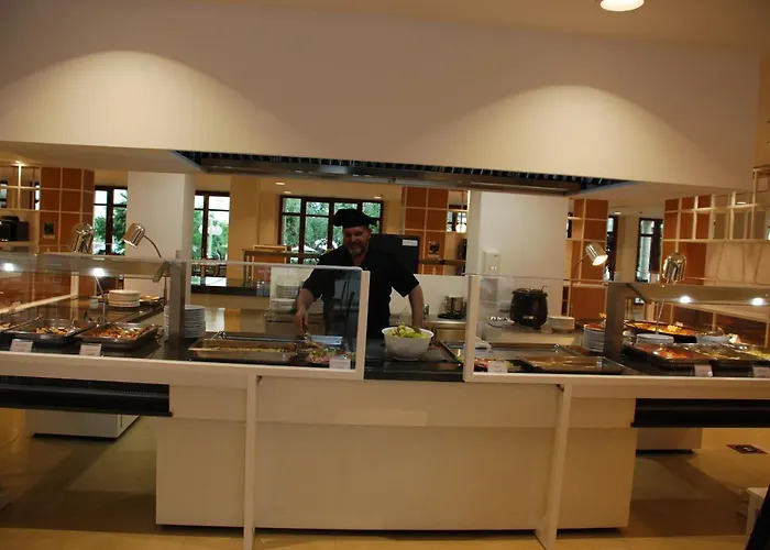 Robles Hotel 3*