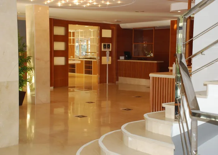 Hotel Robles